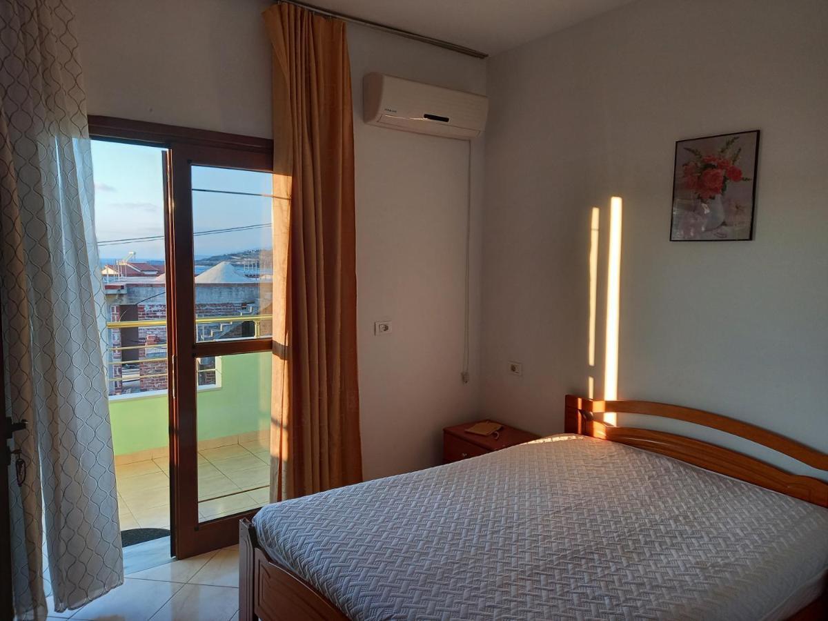 Jonny Guesthouse Ksamil Bagian luar foto
